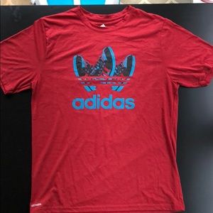 🆕 Rare Adidas red shoe logo T-shirt -